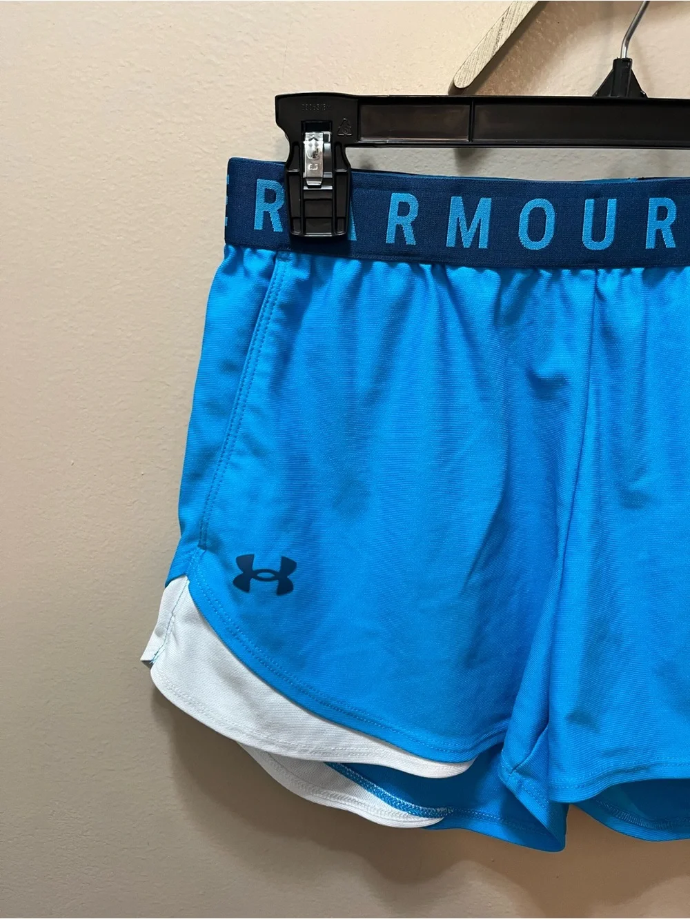 Under Armour Play Up Women’s able Athletic Shorts Size Medium